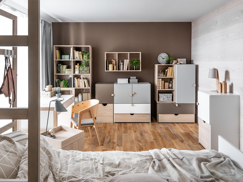 09 08 23 5